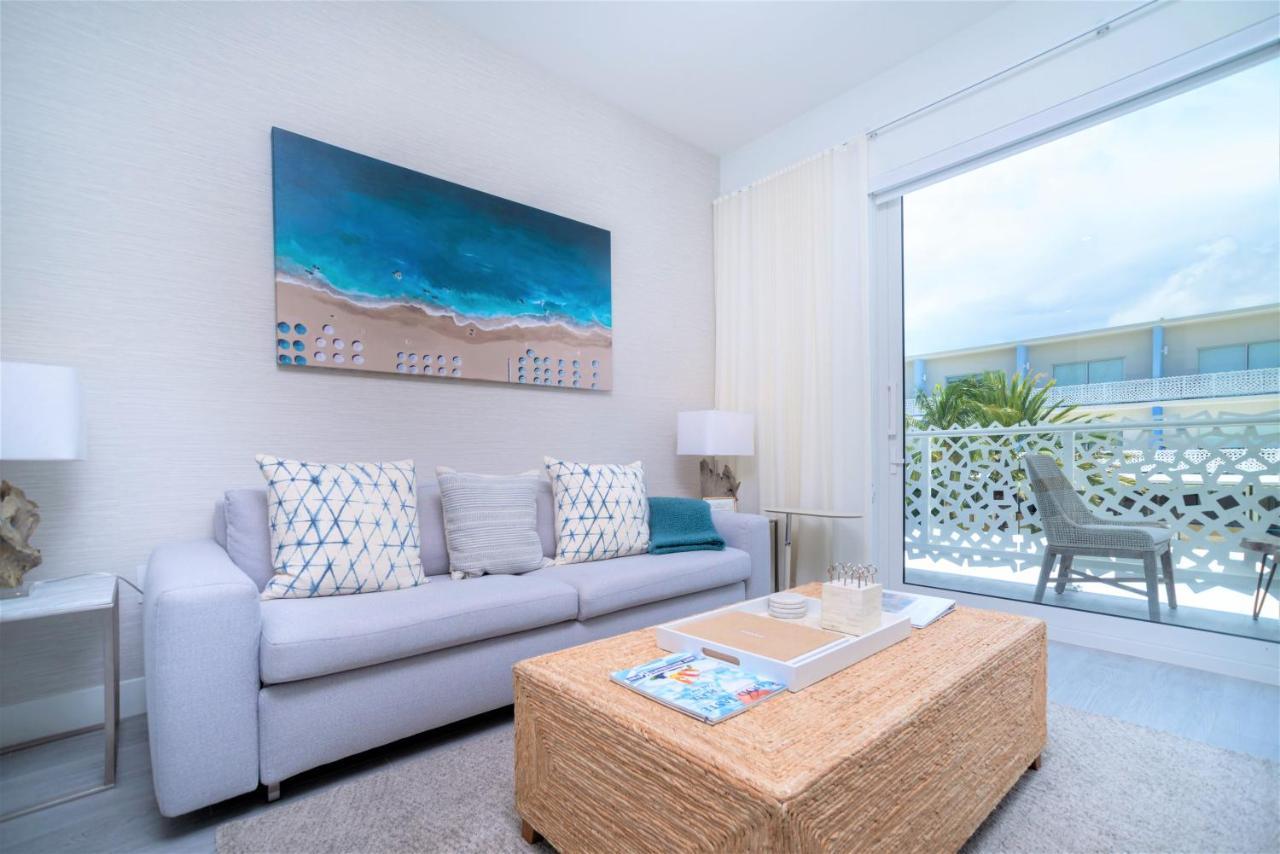 Cayman Luxury Rentals At The Grove West Bay Bagian luar foto