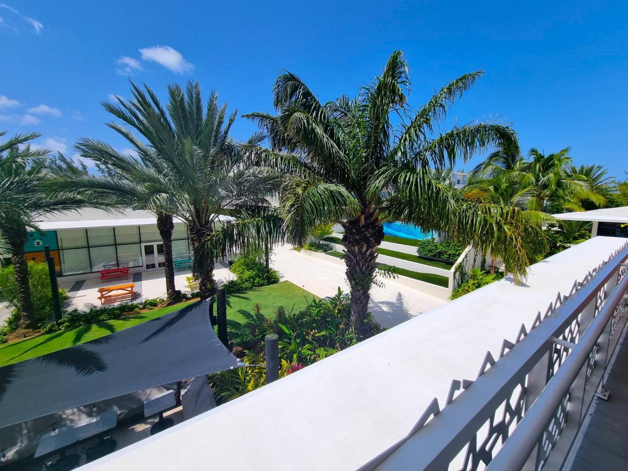 Cayman Luxury Rentals At The Grove West Bay Bagian luar foto